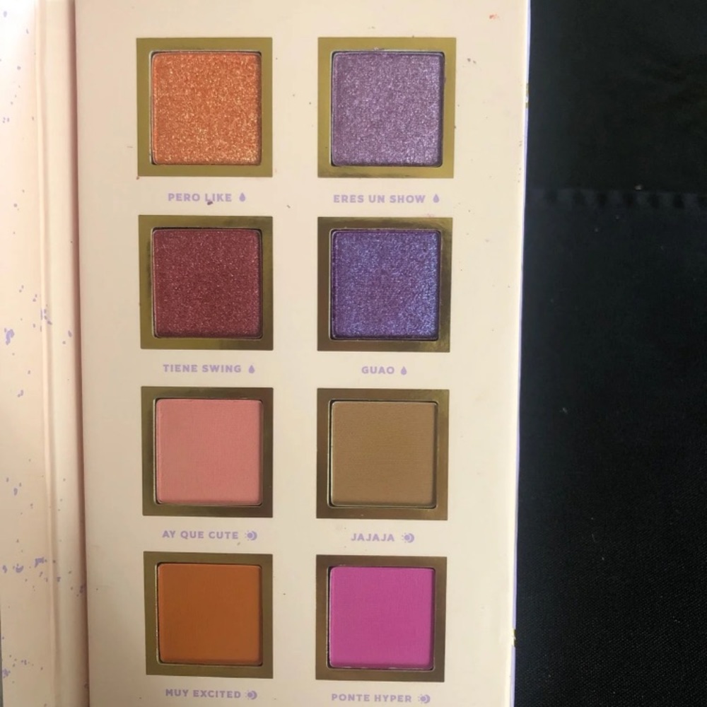 Alamar cosmetics Spanglish eyeshadow palette